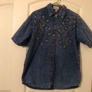 Passion Denim Top, Size Large, Short Sleeves, Flower Print